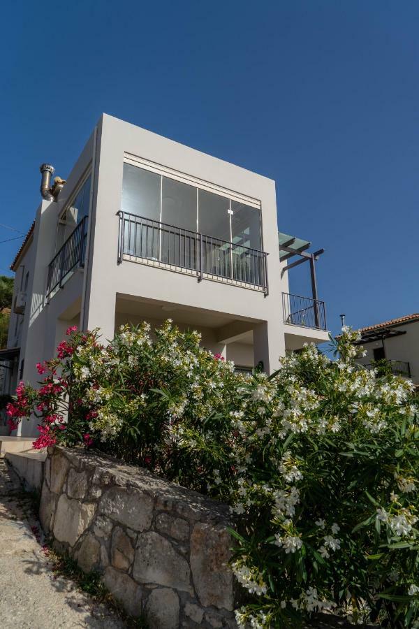 YaChara Villa Kissamos Bagian luar foto