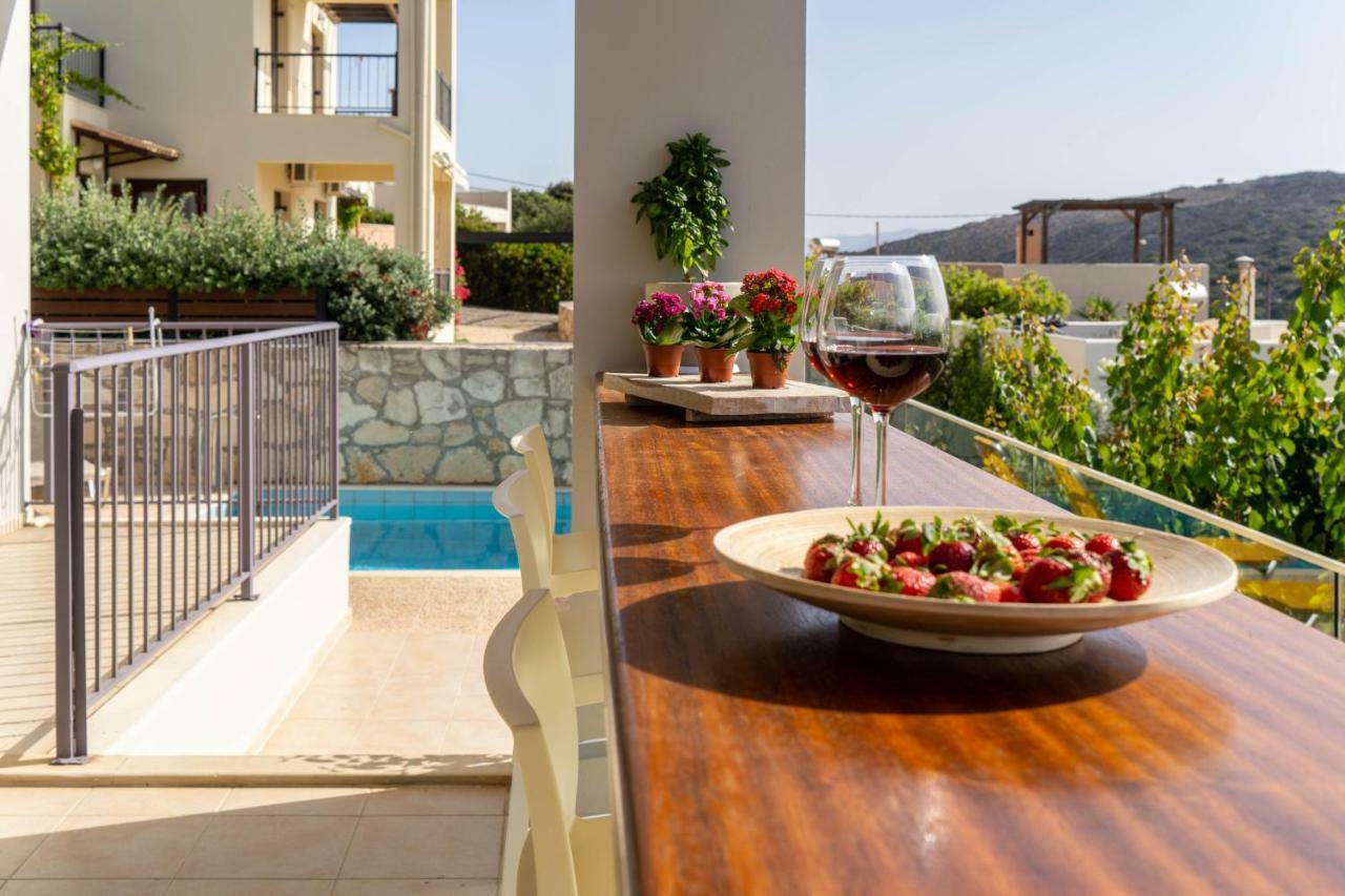 YaChara Villa Kissamos Bagian luar foto